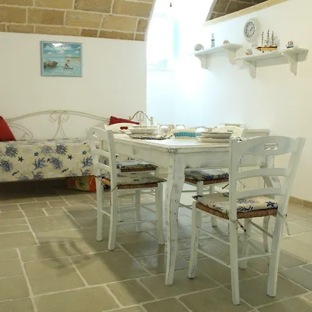 Lovely Shabby Chic Gallipoli